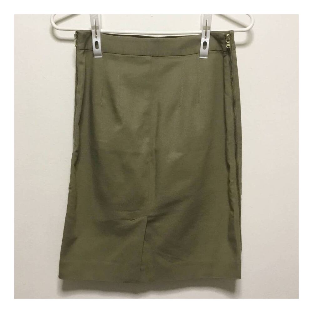 Club Monaco Green Knee Length Skirt